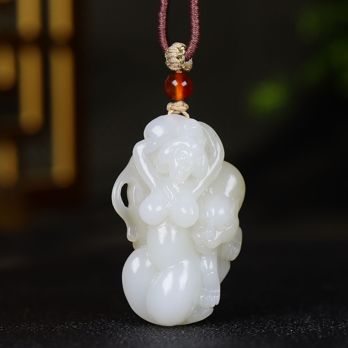 121242和田玉糖白玉美女挂件