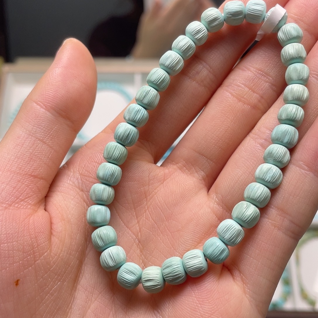 绿松石未镶嵌珠宝奇石8