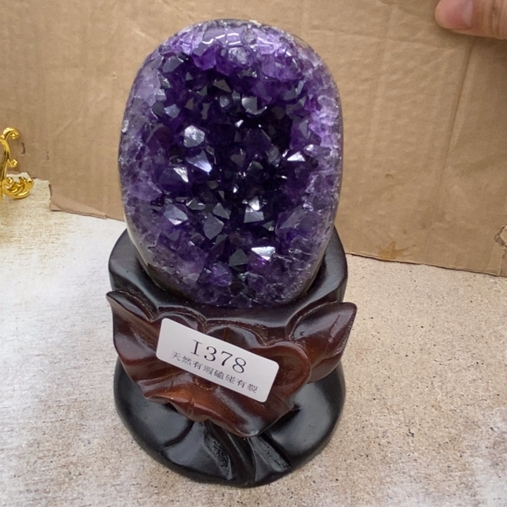 紫晶大型摆件（非配饰）未镶嵌