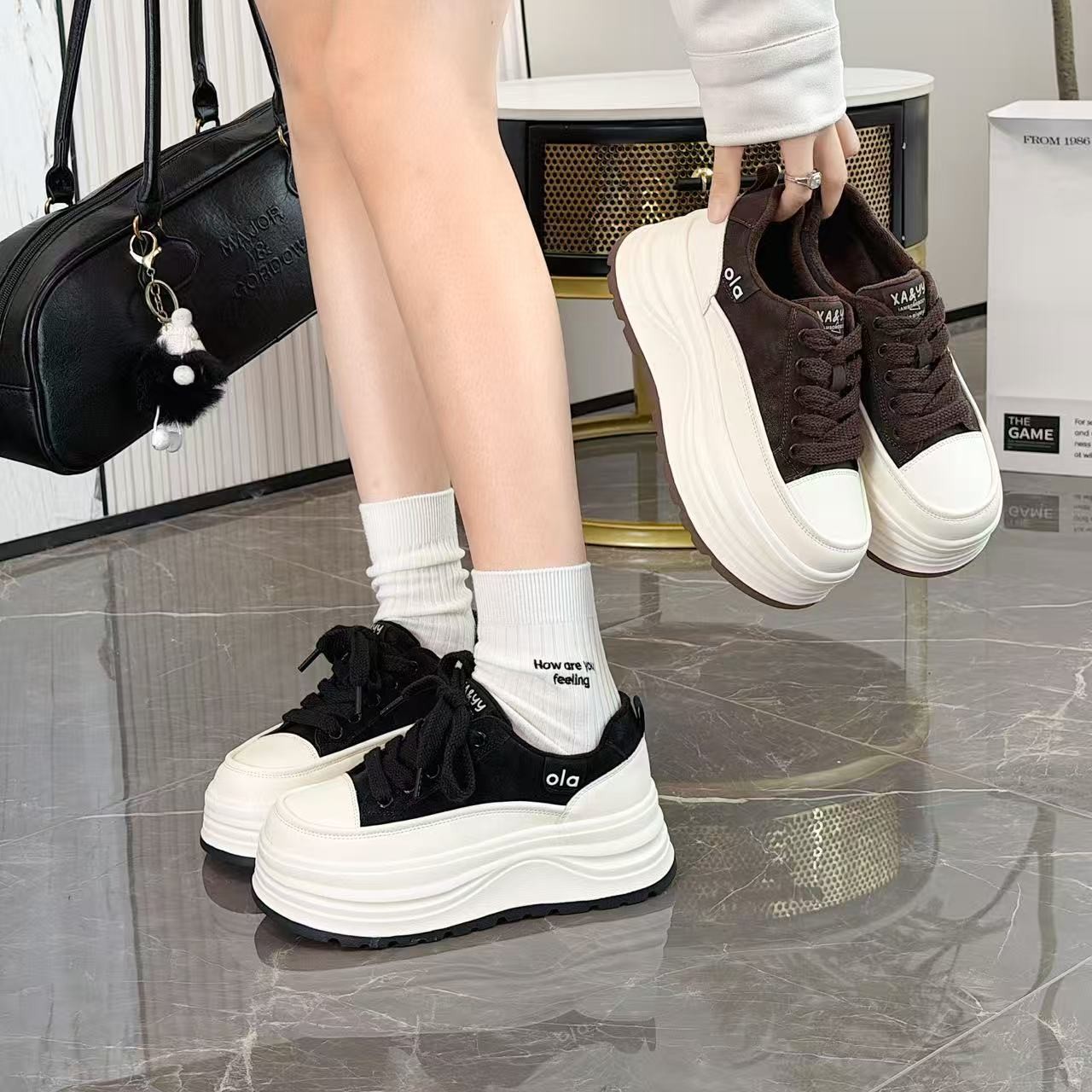 【鞋爱】88-50秋冬新款加绒厚底小白鞋女轻便百搭运动休闲板鞋