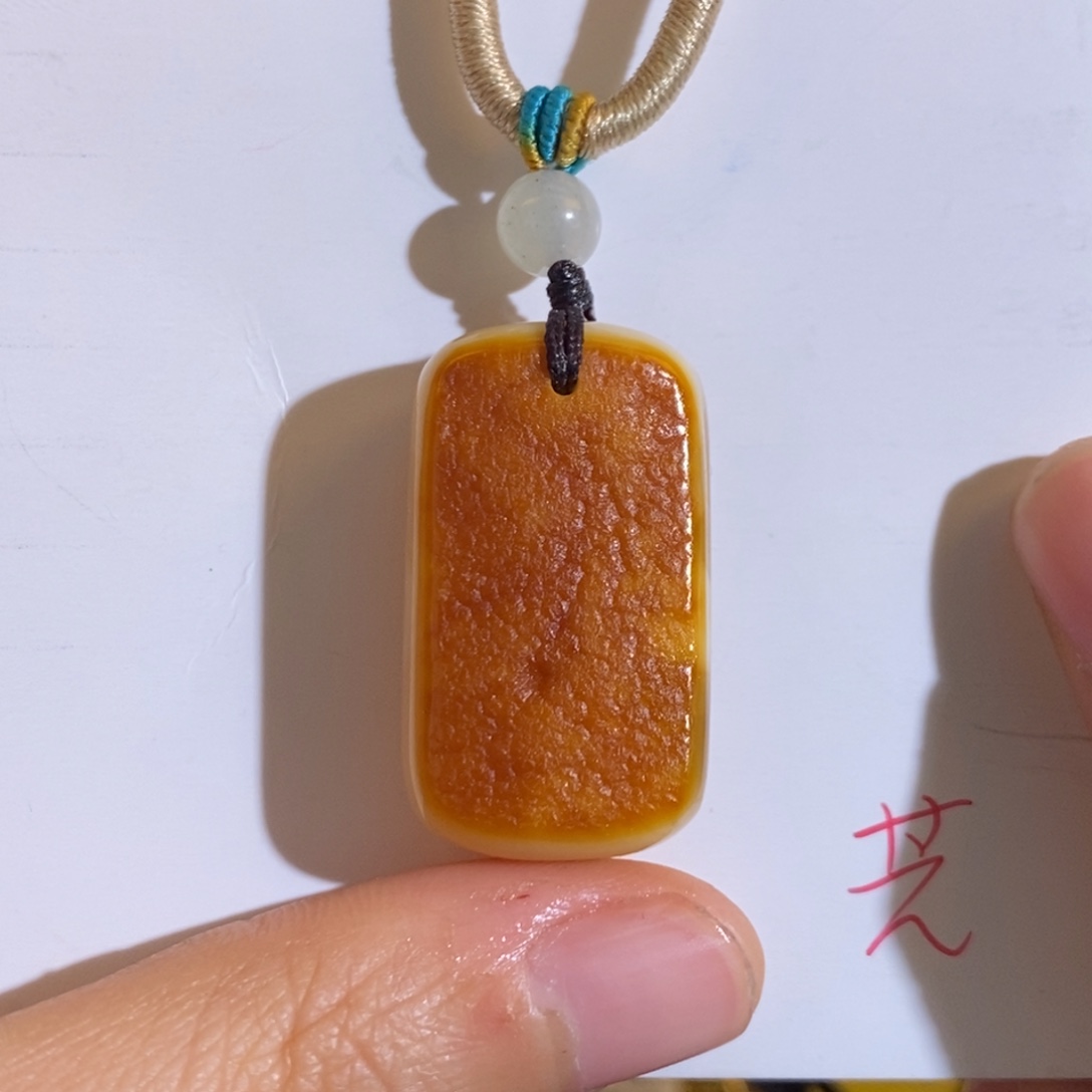 定制琥珀未镶嵌蜜蜡