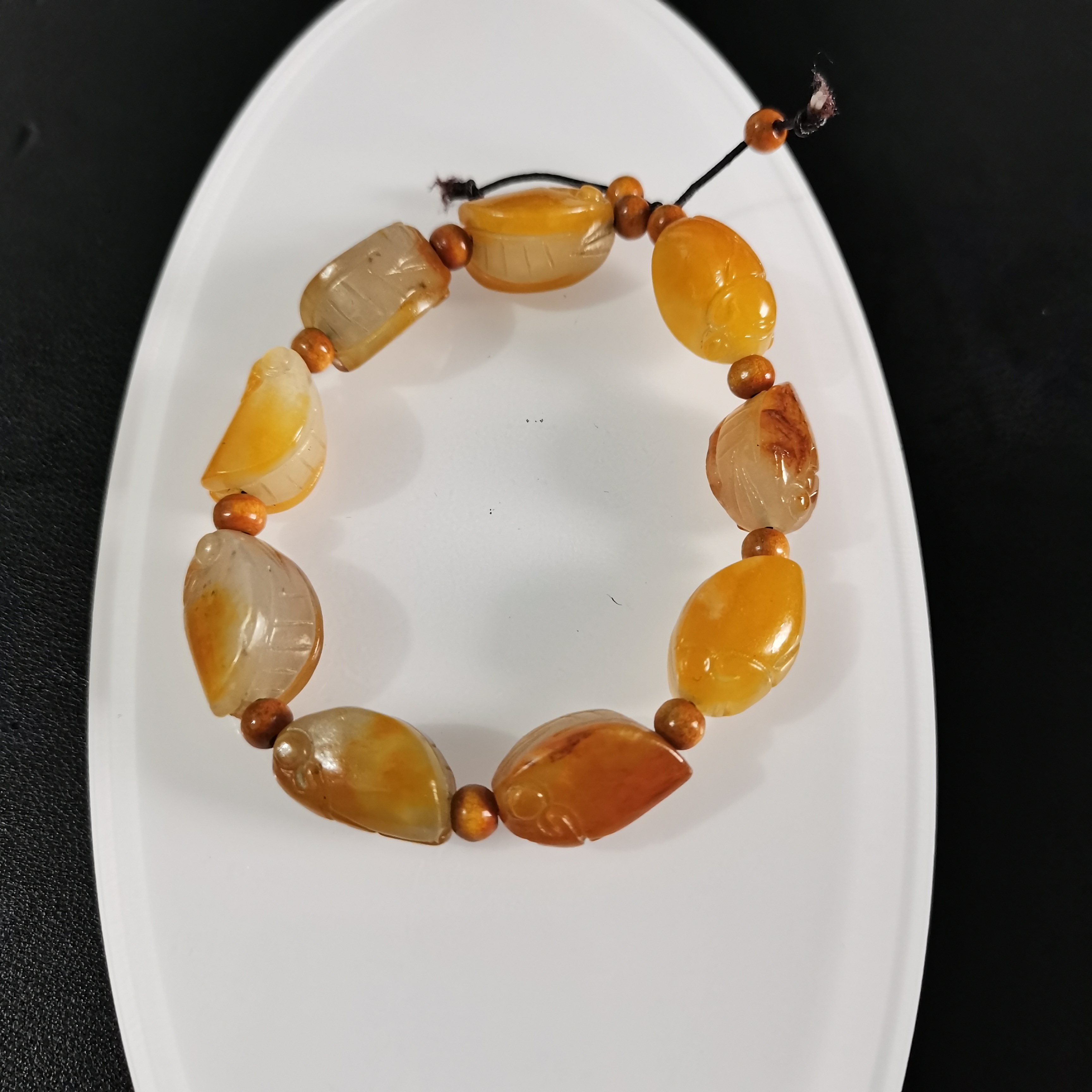 新疆和田玉一鸣惊人手串