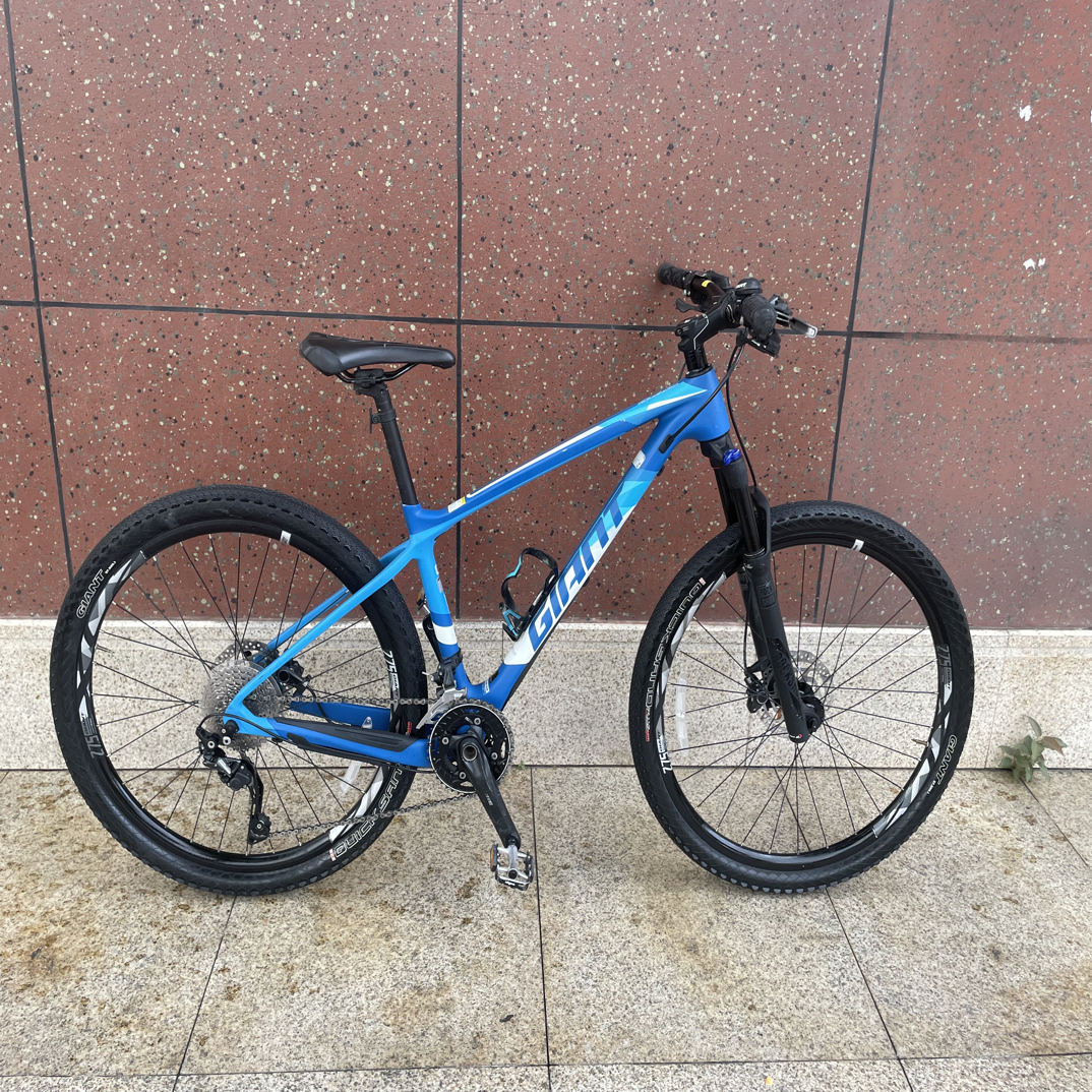 捷安特XTC ADV3碳纤维山地车，S码适合160到175