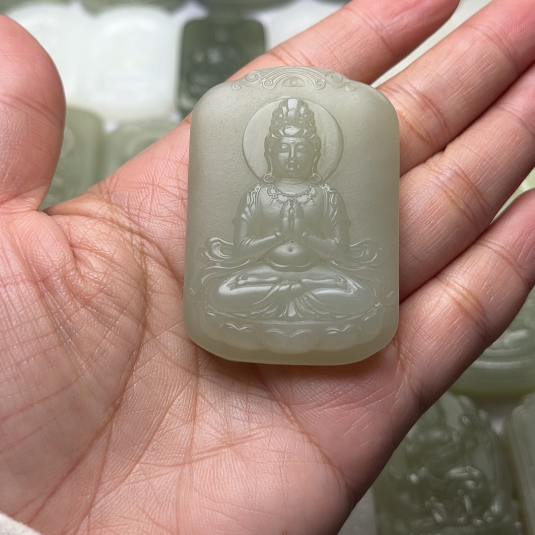 王***8定制和田玉精品抛光