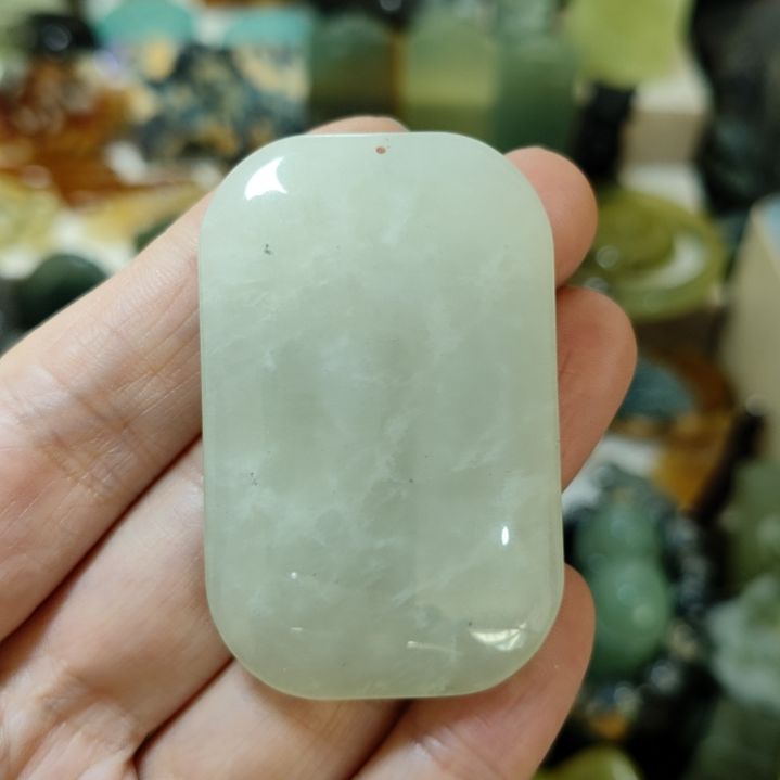 岫玉未镶嵌挂坠款式