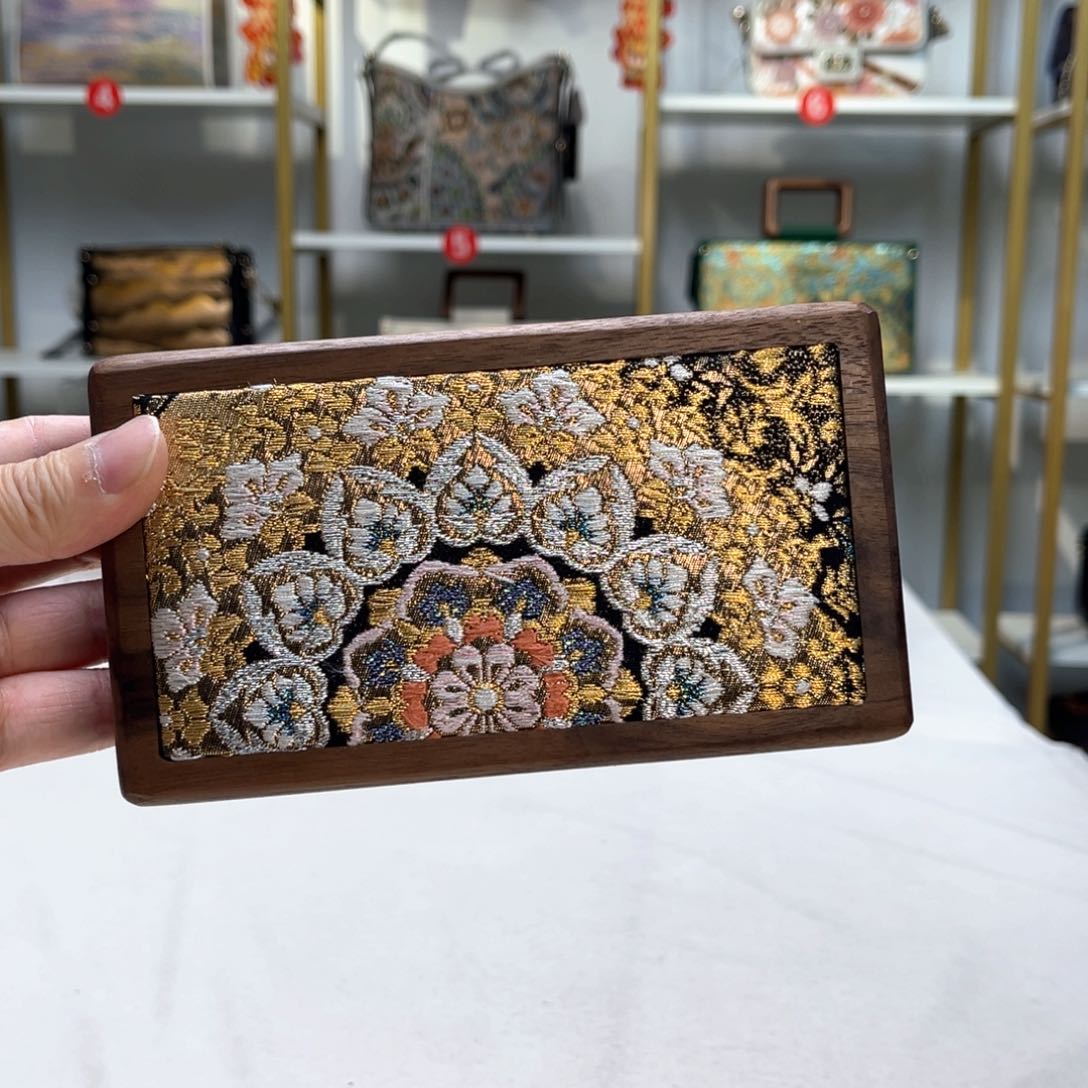 织绣直播间浮力大漏
