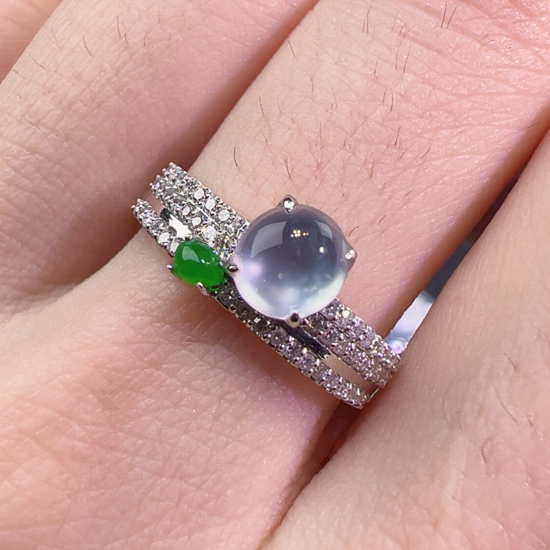 翡翠戒指18K金镶嵌戒指