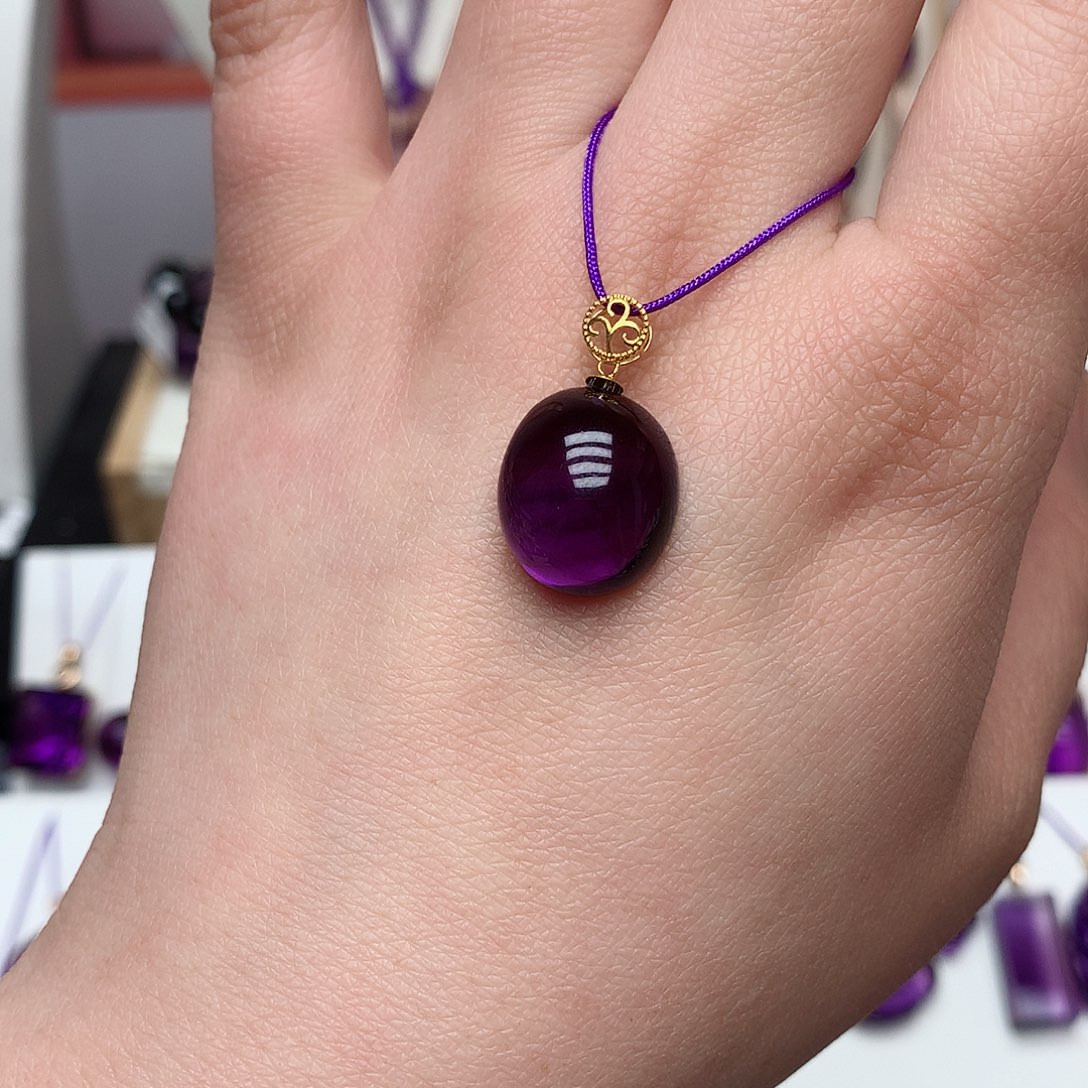 紫晶吊坠(赠链)18K金镶嵌