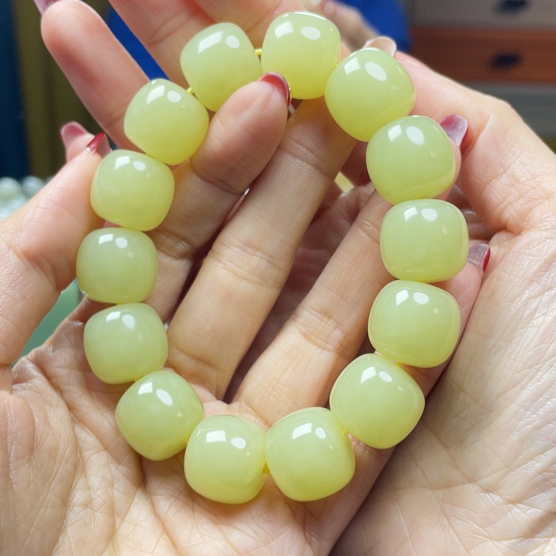 和田玉手链未镶嵌