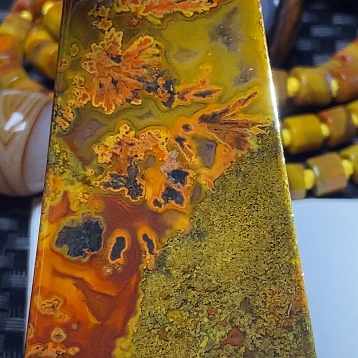 玛瑙/玉髓颈饰未镶嵌