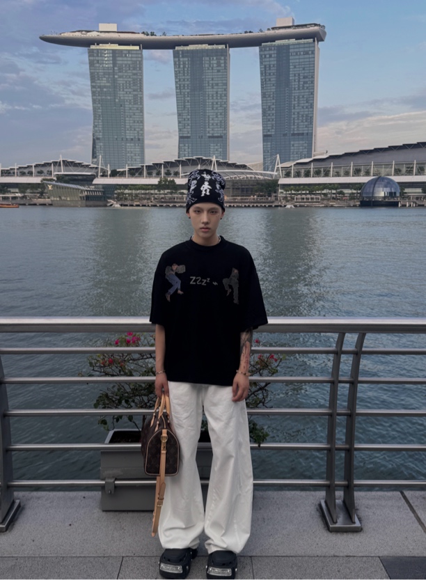 鱼弯弯-夏季必备版型超好薄款纯白弯刀裤宽松纯色男女同款中性风