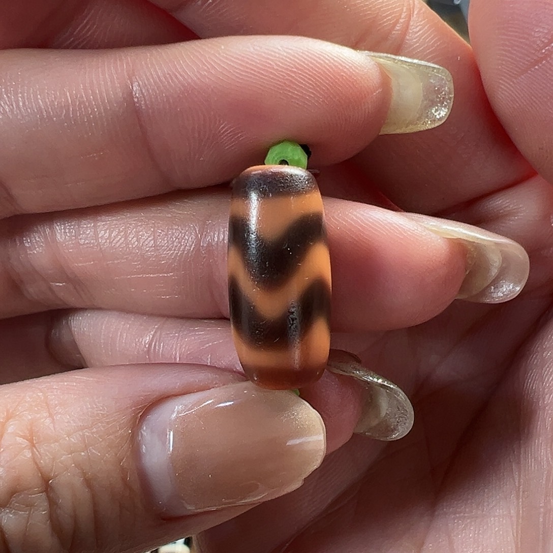 玛瑙/玉髓未镶嵌珠宝半成品小卢双水纹