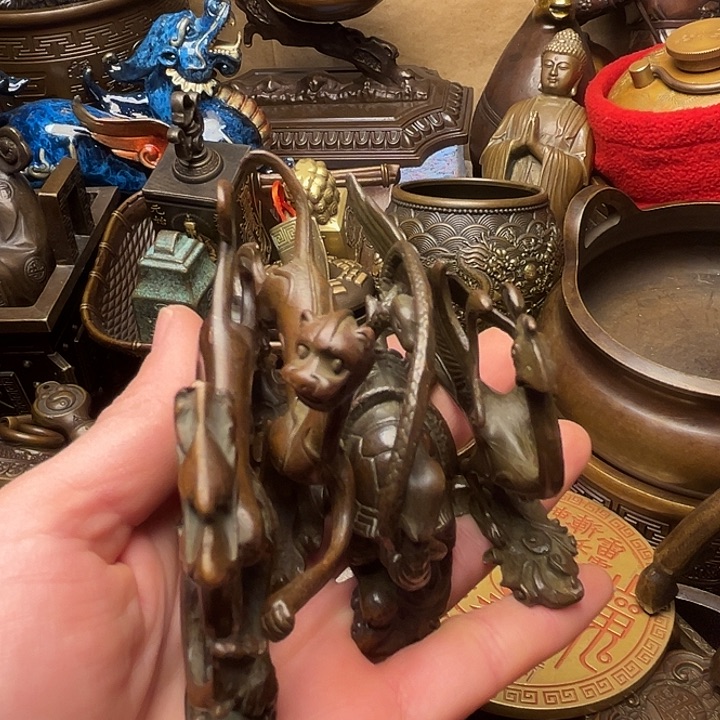 精美铜器批发档口