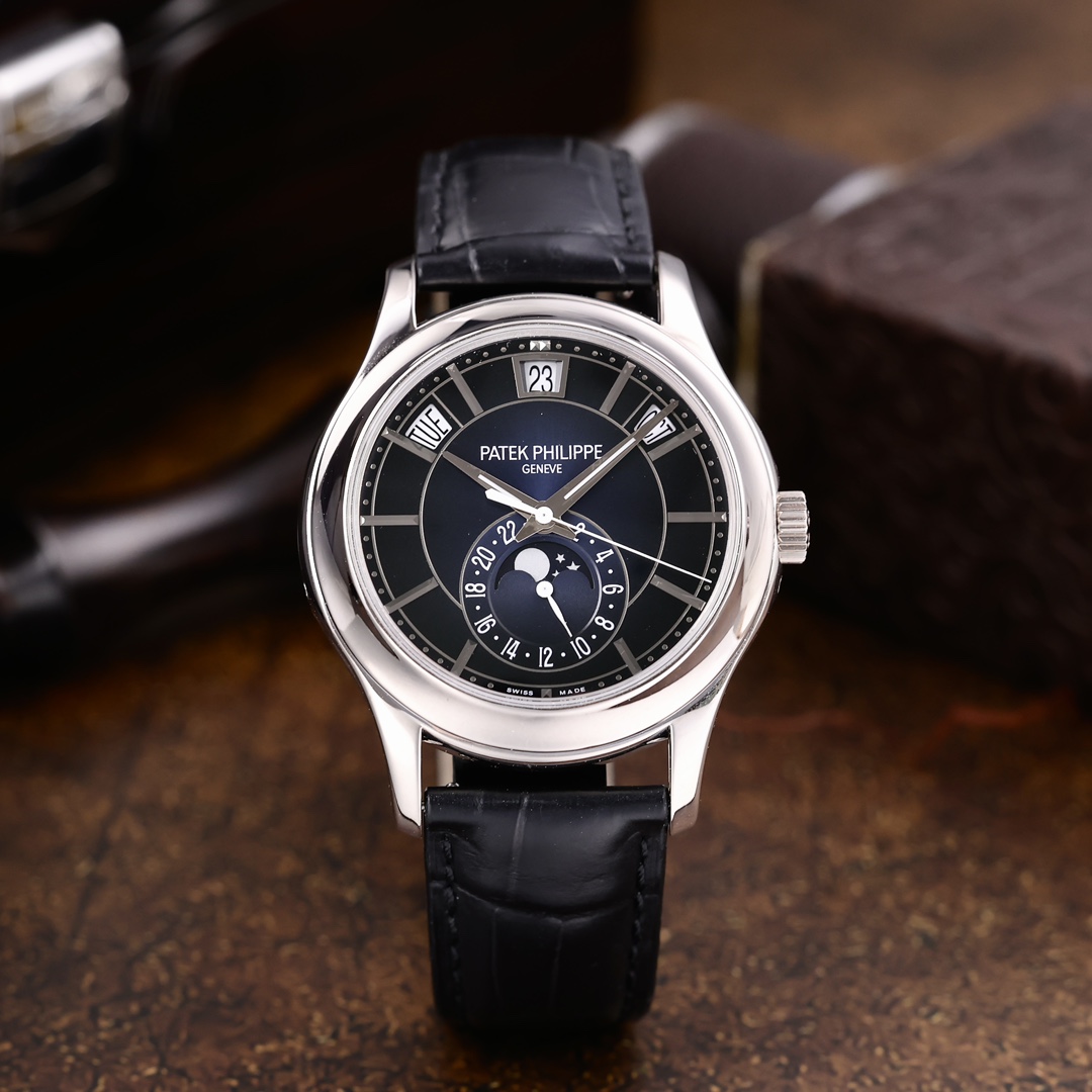 95新 Patek Philippe/百达翡丽 5205G 新款蓝色盘面 2019年保卡