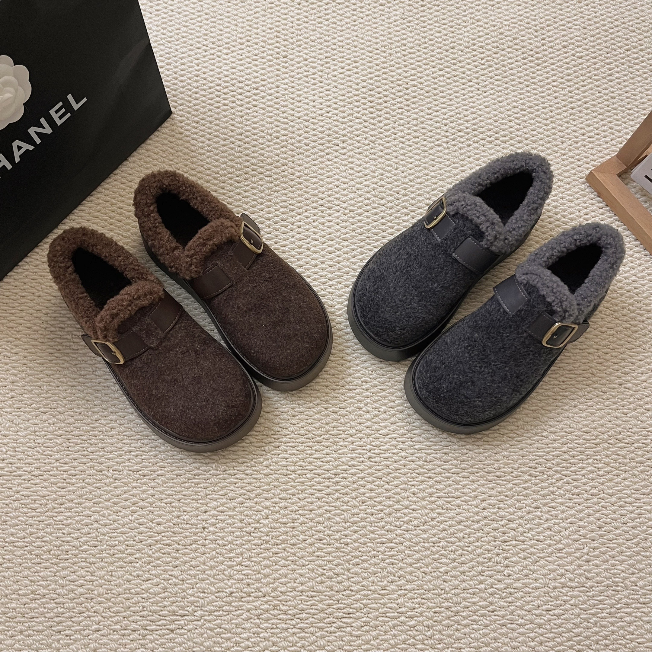 爆款毛呢勃肯鞋女2025冬季新款加绒保暖毛毛棉鞋厚底一脚蹬