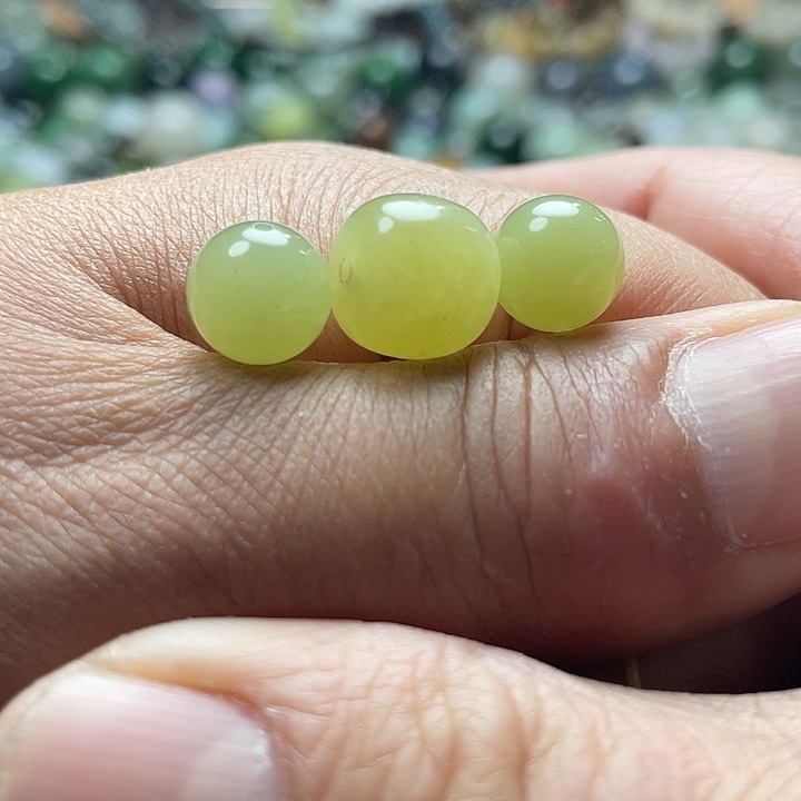 未镶嵌和田玉珠宝奇石刘****）