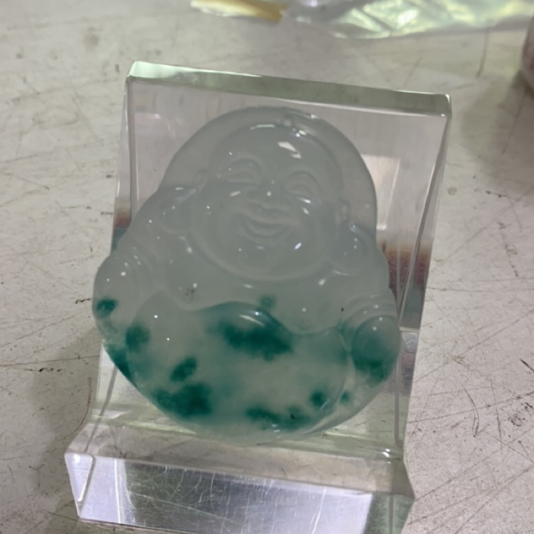 153   飘乌绿佛公吊坠牌