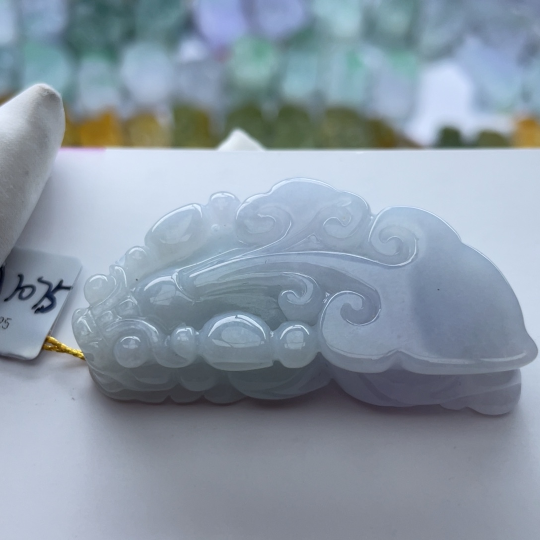 翡翠颈饰未镶嵌貔貅