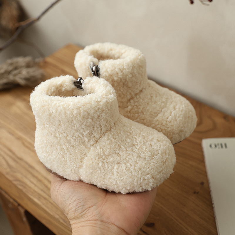 女童雪地靴小女孩加绒短靴2025秋冬新款儿童棉鞋带拉链毛毛靴俏皮