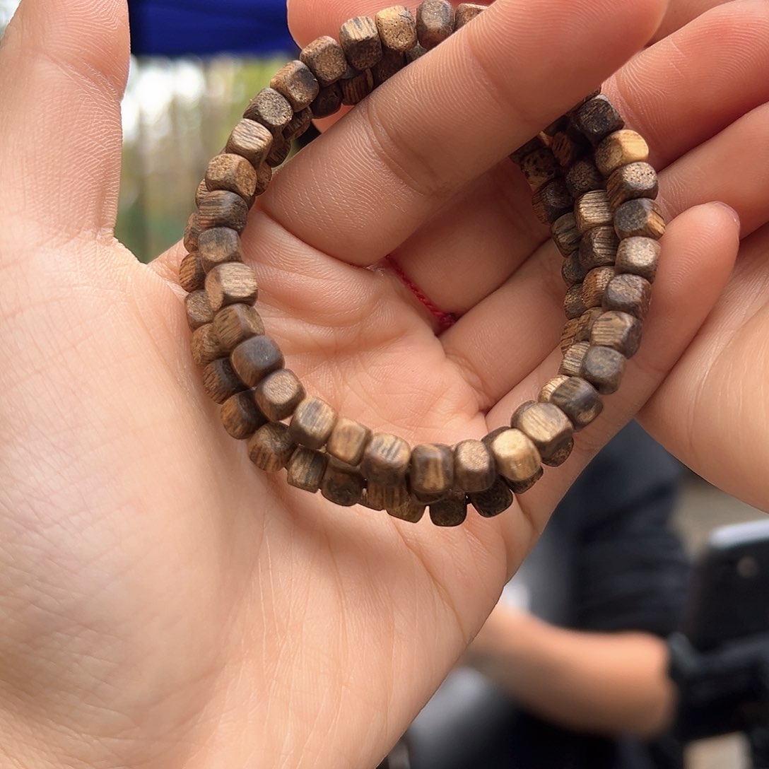 沉香沉香枕卡5，多样性发货一条