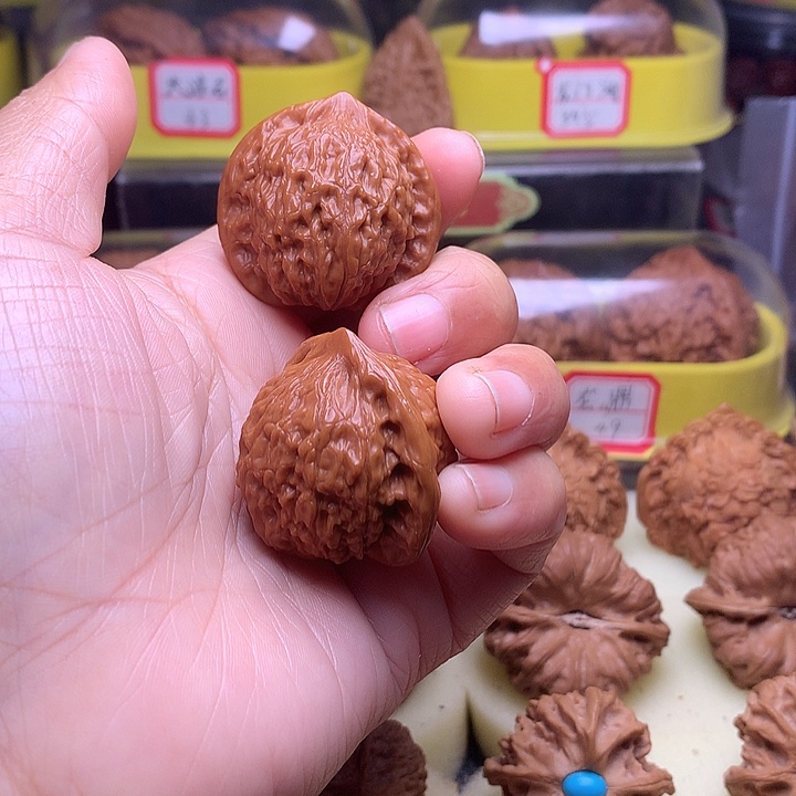 文玩核桃吊坠h***y七步沟