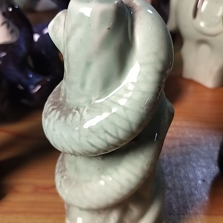 盘瓷片陶瓷杯盘壶碗都有