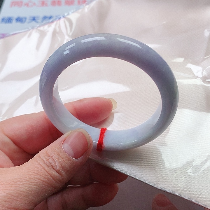 翡翠手镯未镶嵌翡翠123