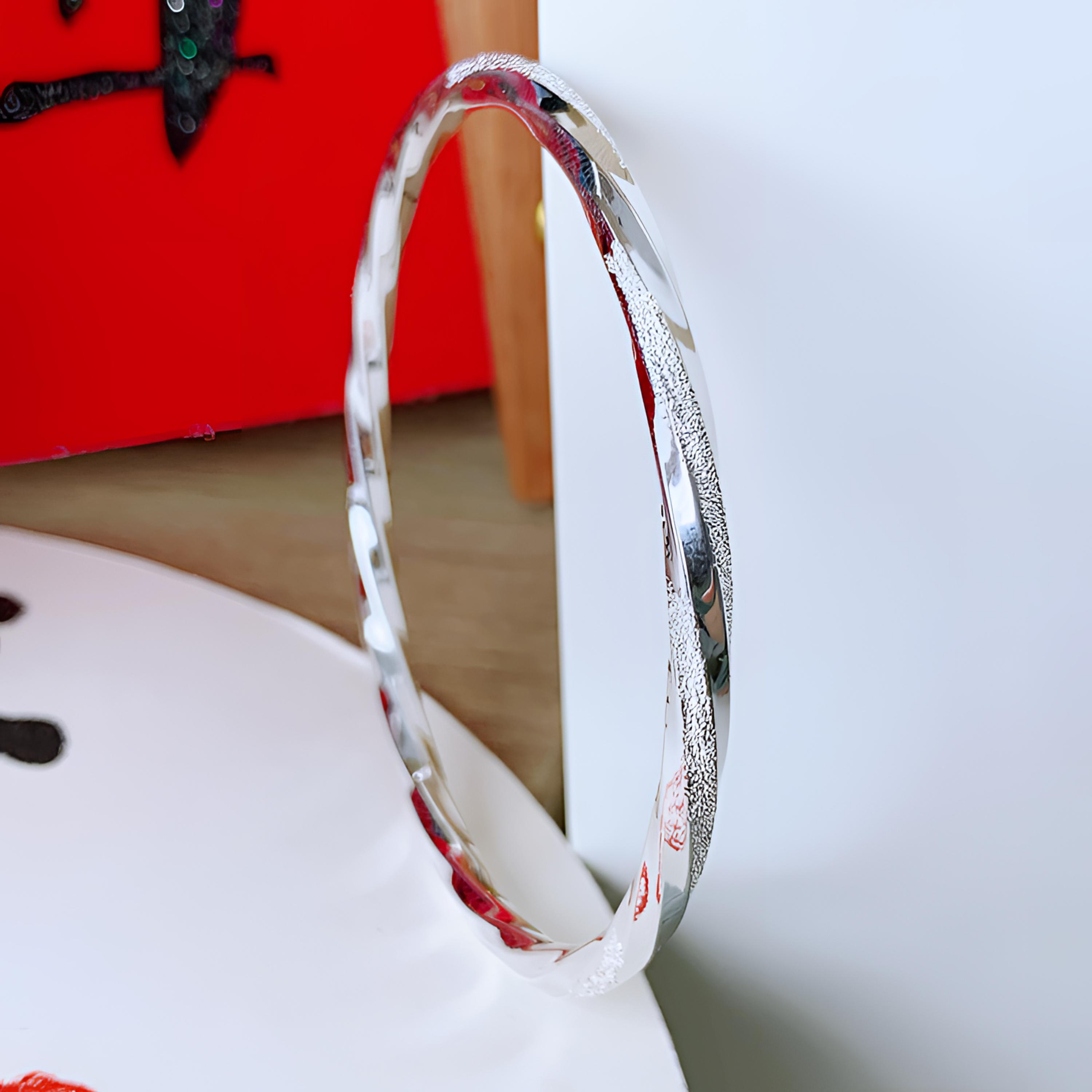 足银手镯 星河环绕六角钉沙银手镯实心9999简约时尚气质百搭20克