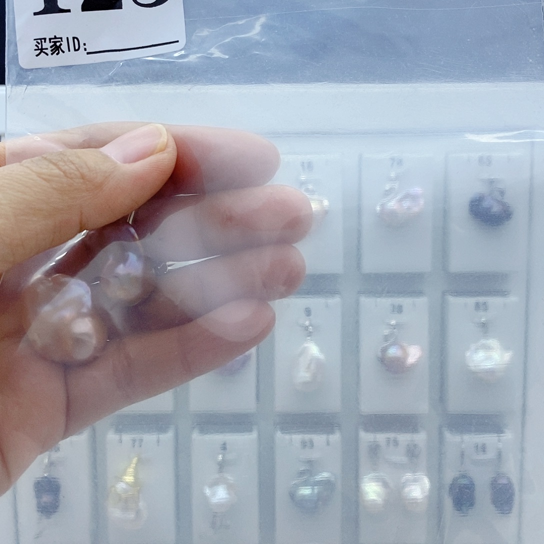 淡水珍珠颈饰钛钢