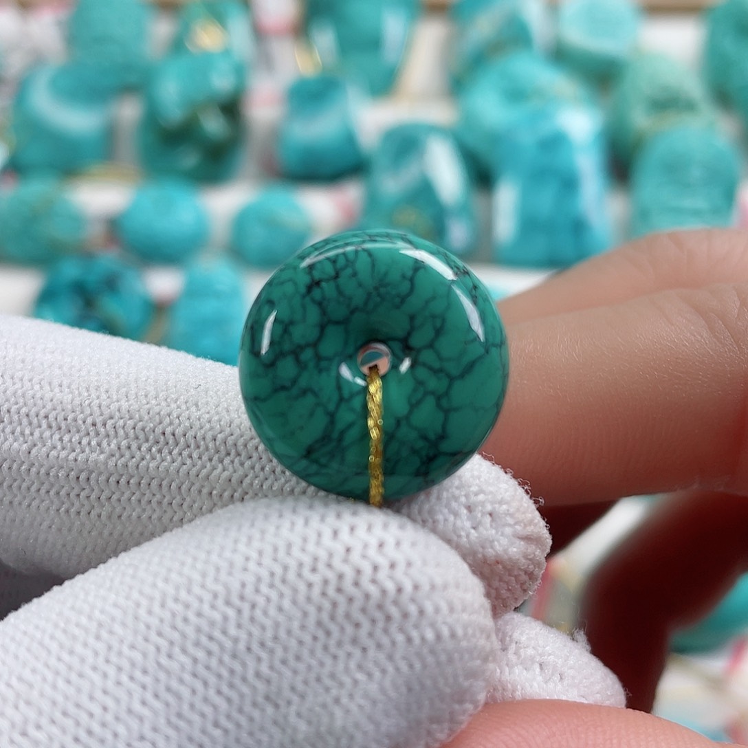 绿松石车挂未镶嵌