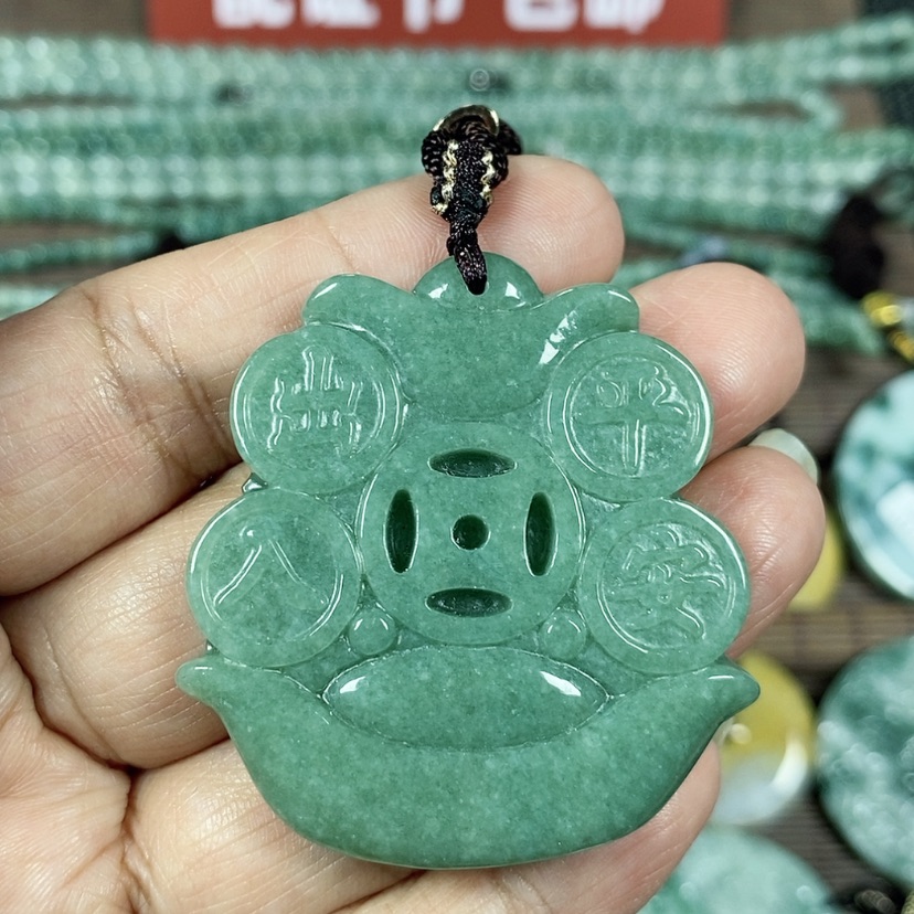 【闪购商品】翡翠颈饰未镶嵌玉吊坠翡翠玉