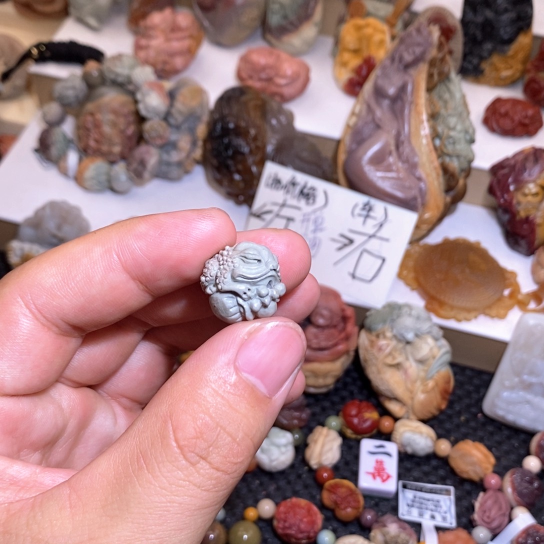 石英质玉（阿拉善玉）未镶嵌手链