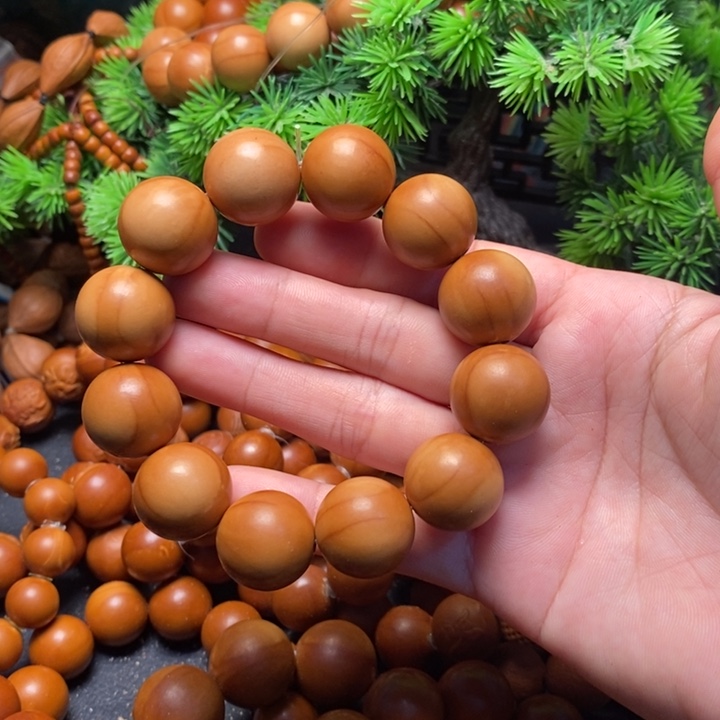 手串橄榄核1.85福利光珠