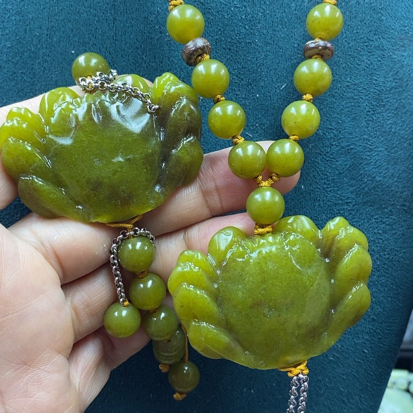 【闪购商品】蛇纹石玉手牌，吊坠未镶嵌