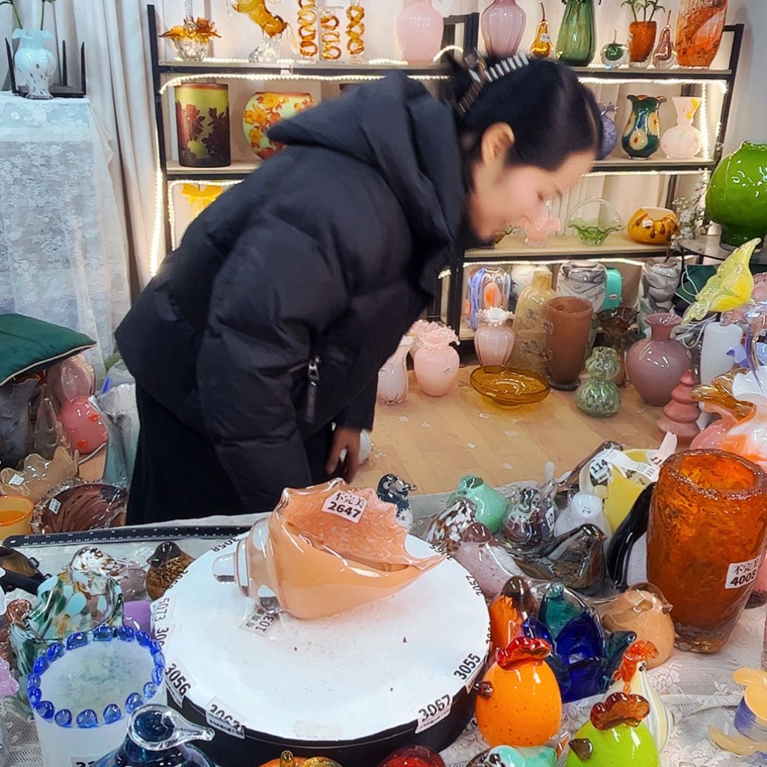2647 家悦美居琉璃摆件不完美