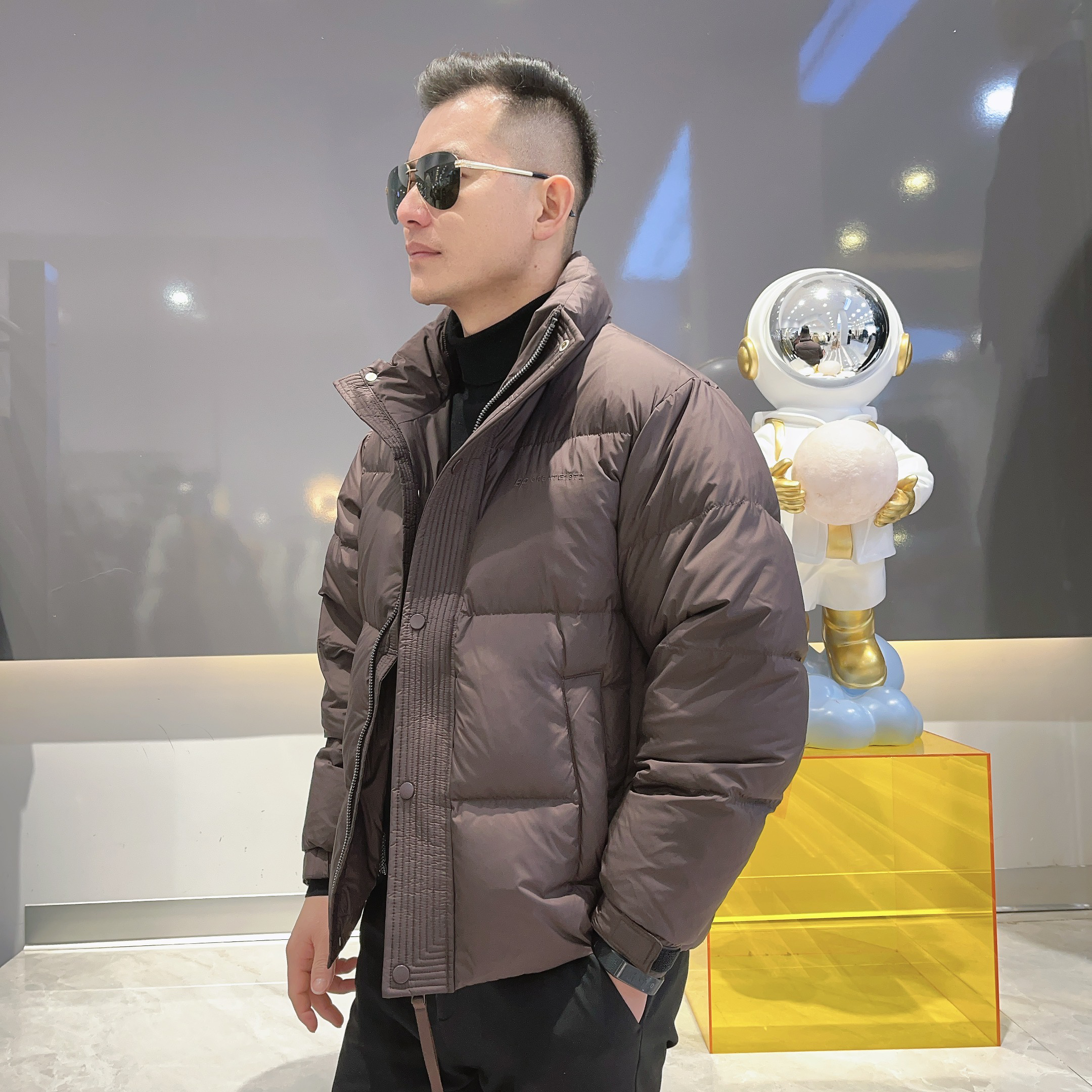 YUANSU 简欧轻奢冬季新款男士百搭90白鸭绒立领短款10226