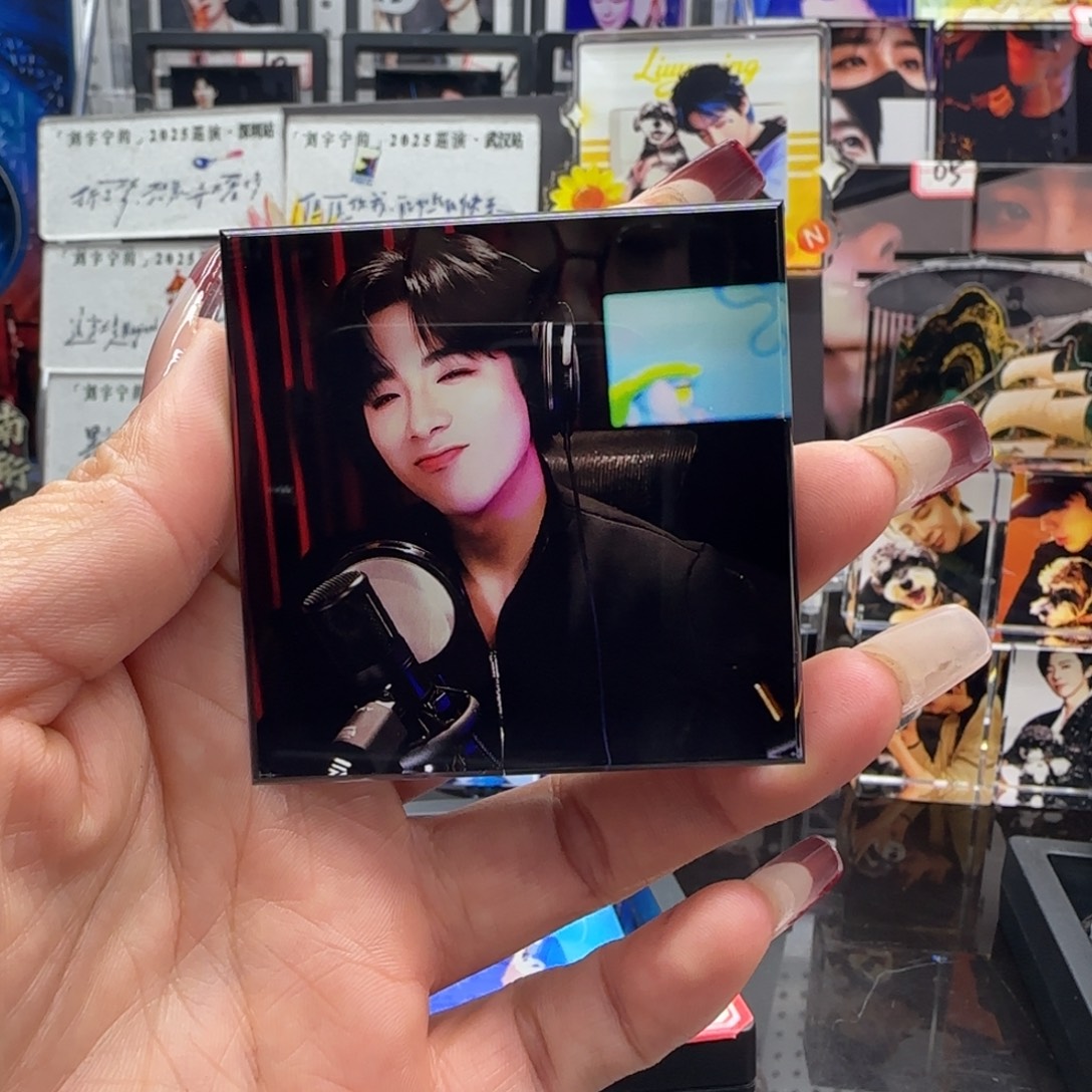 杨***勾有机玻璃888888888888