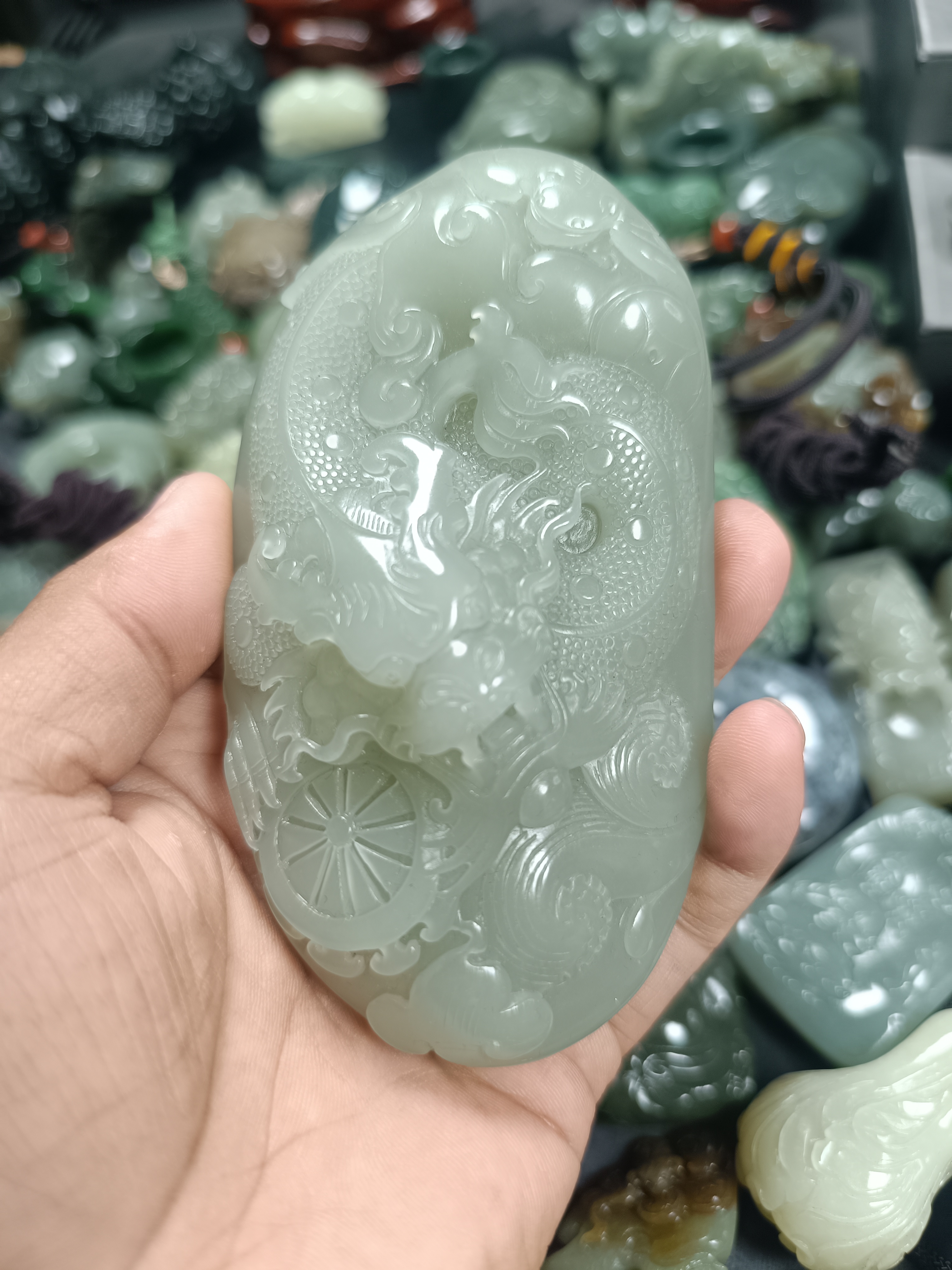 和田玉青海料手工雕刻龙把