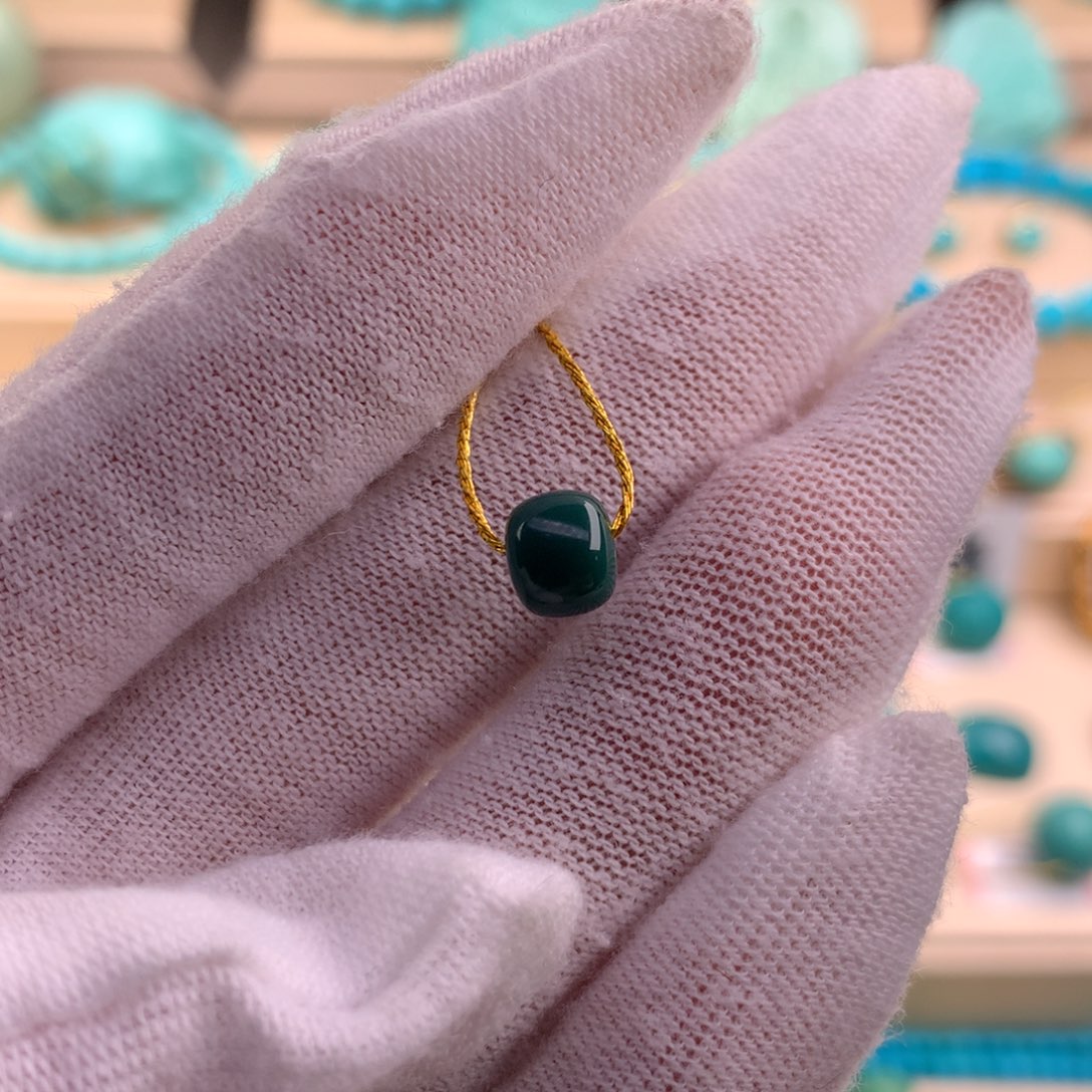 绿松石珠宝奇石未镶嵌6.8×5.6