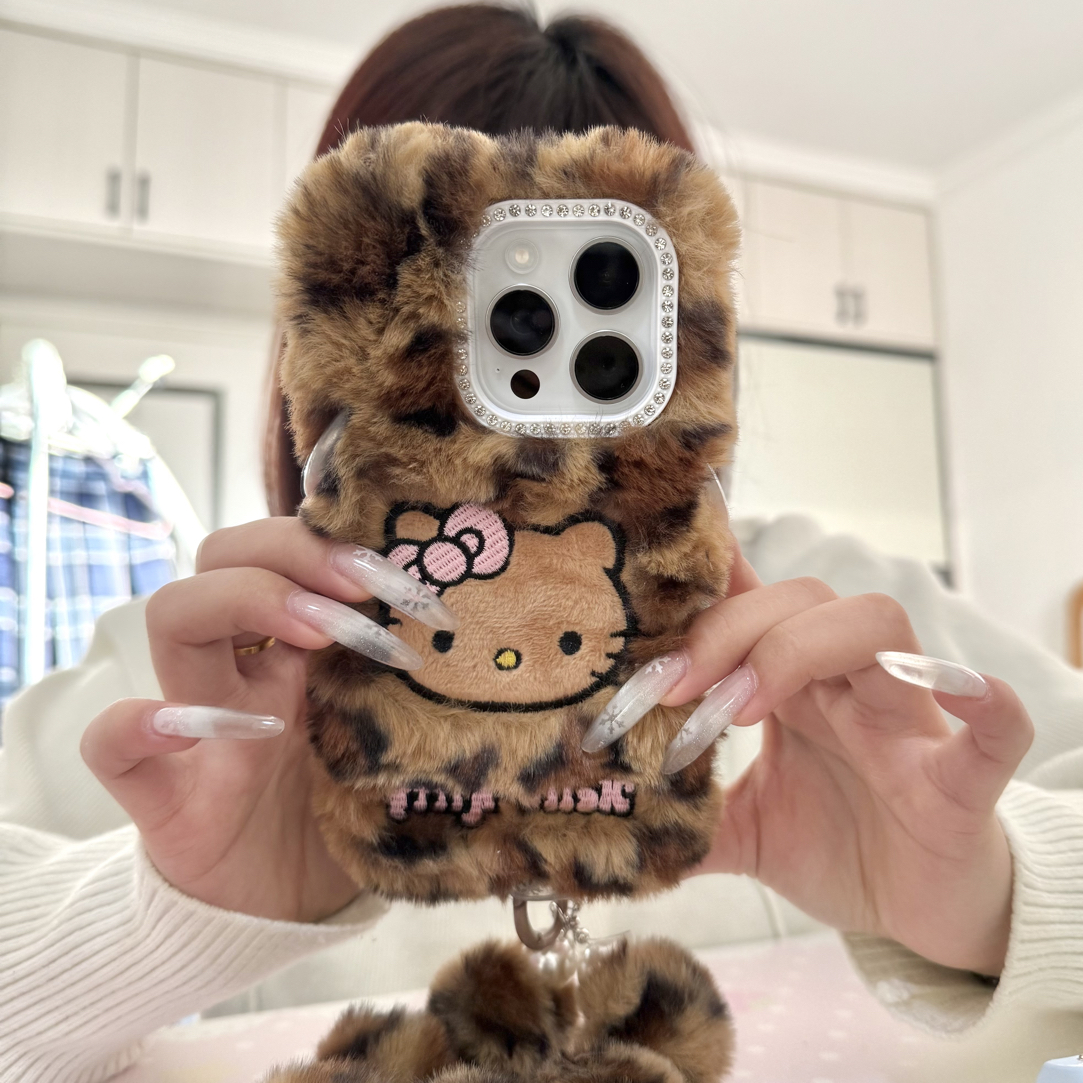 可爱豹纹秋冬毛绒kitty适用iPhone17promax全包女款16/15/14耐脏