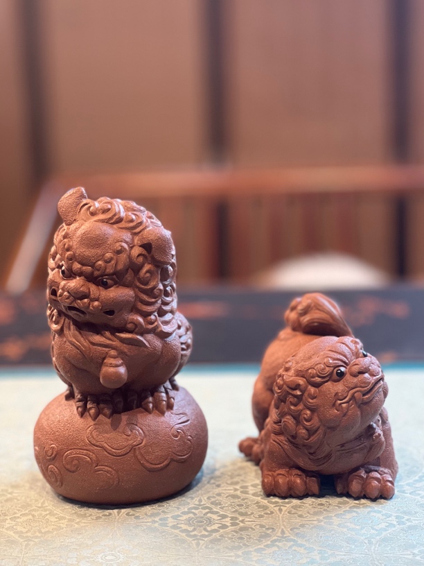 紫砂手工喜狮茶宠红降坡泥