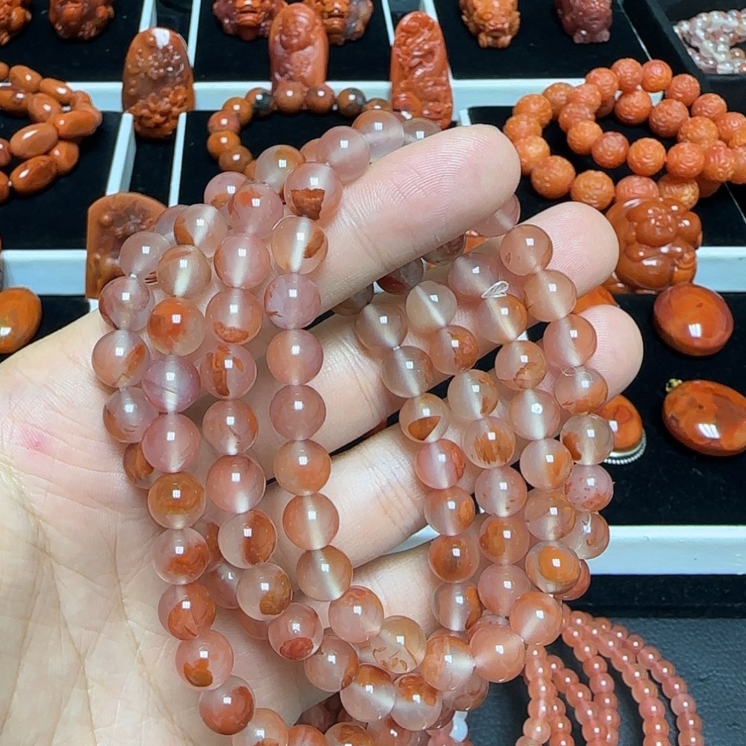 南红玛瑙未镶嵌颈饰
