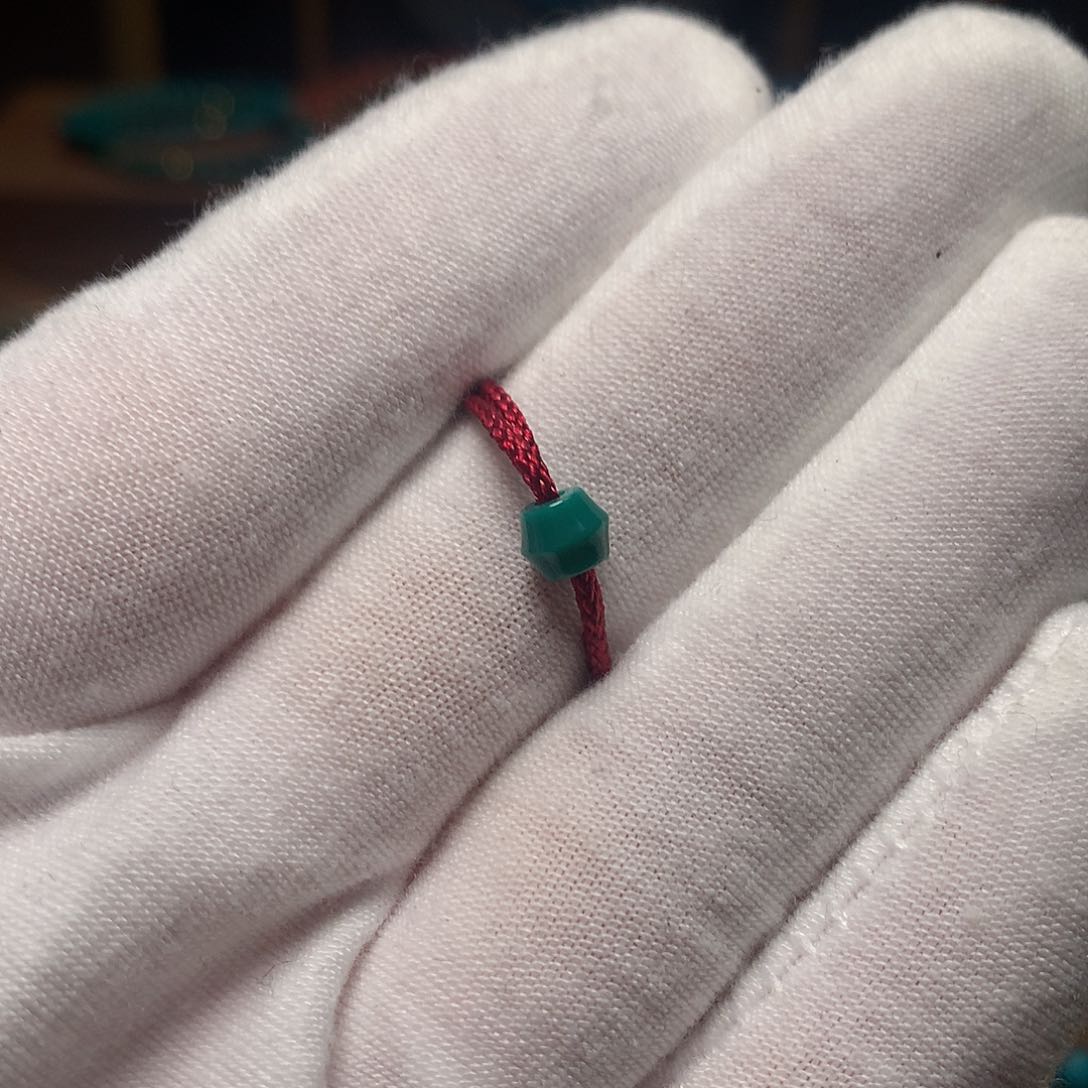 绿松石未镶嵌配饰线束