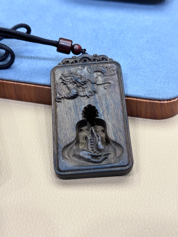 高油手工雕刻吊坠G002