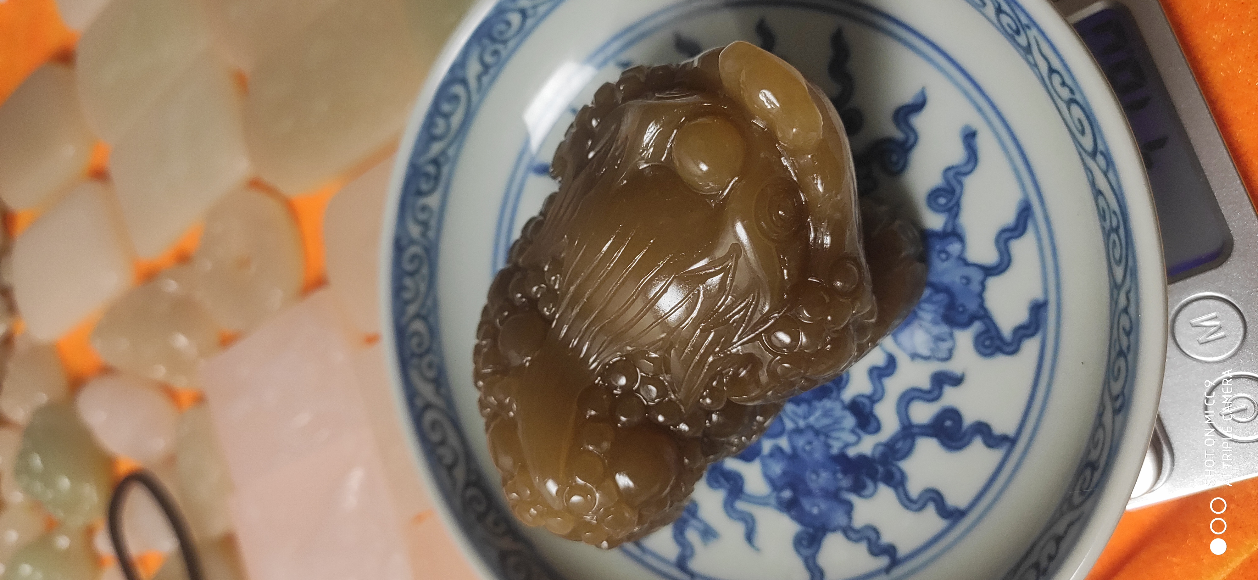 新号开播瓷盘一个