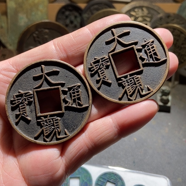 唐***香铜现代工艺品仿制品