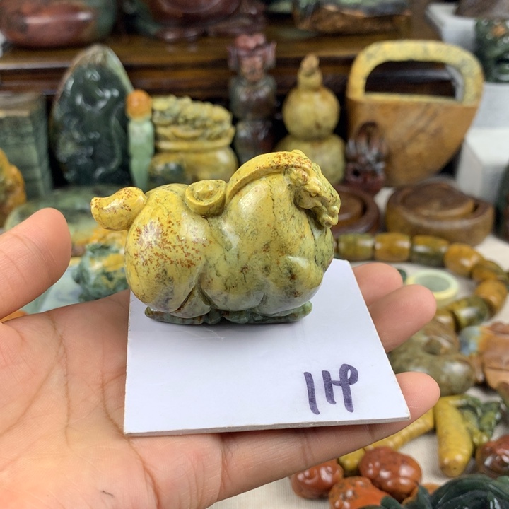 北***3岫岩河磨玉（透闪石质玉）未镶嵌珠宝奇石