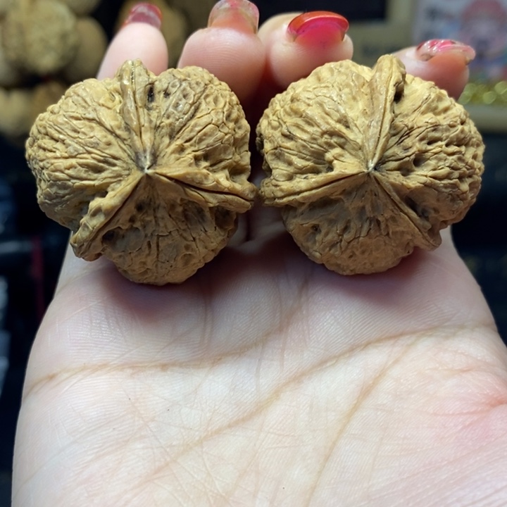 吊坠文玩核桃35经典老树花中花三棱