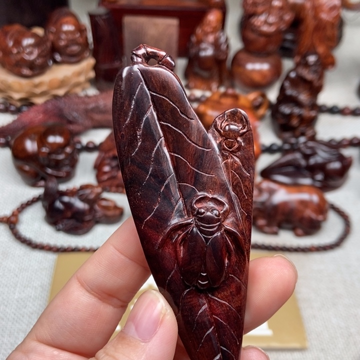 花梨木类端景台14.3克左右一夜暴富