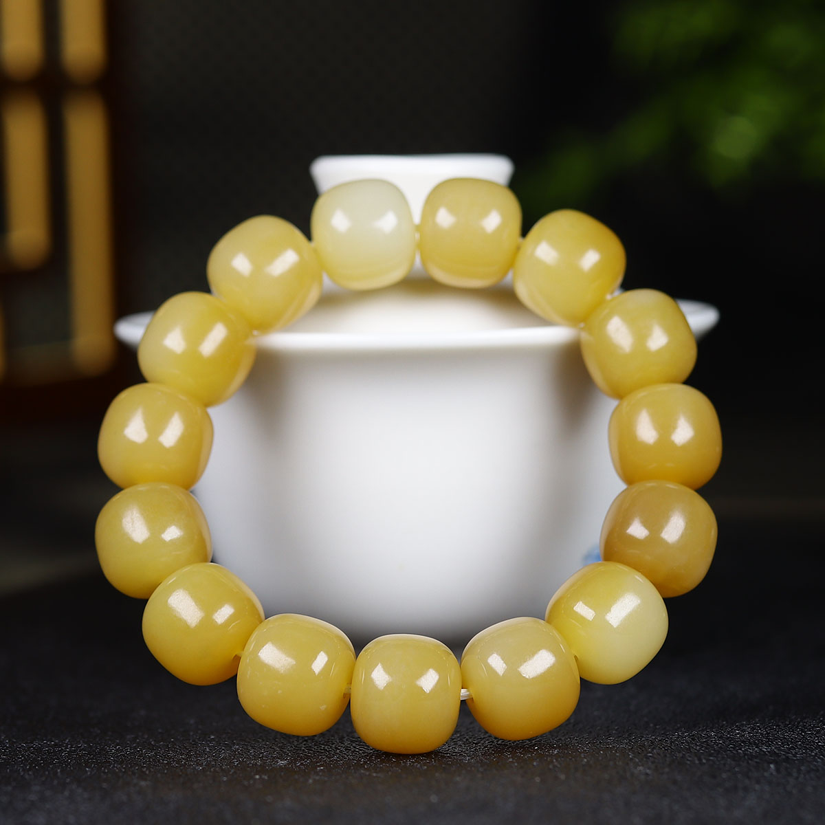 123120和田玉糖白玉老型珠手串